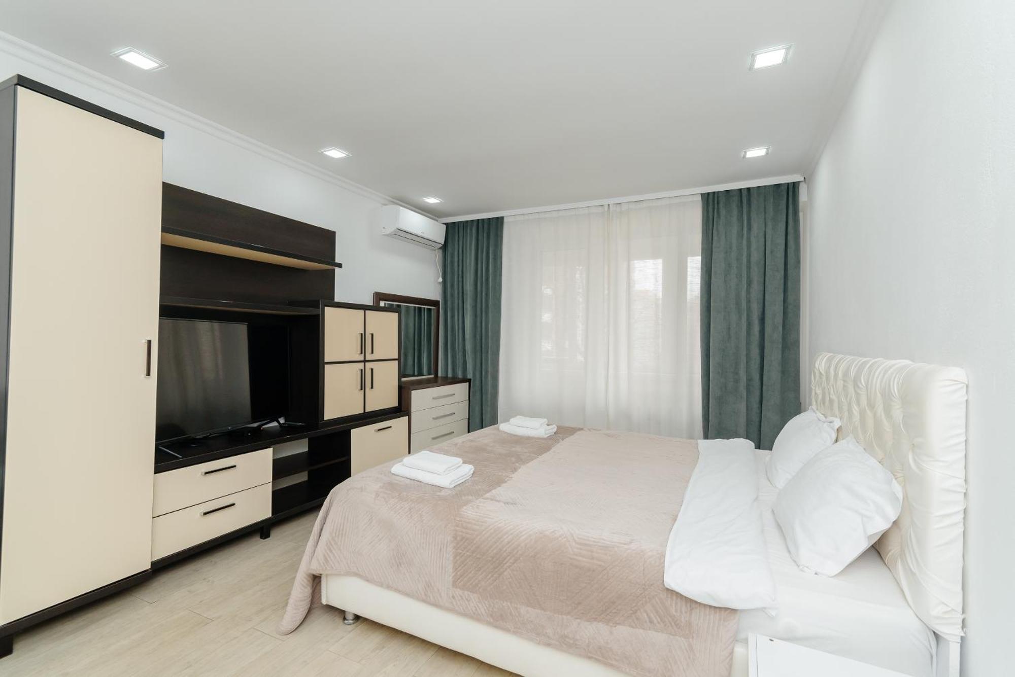 Apartamento Ultra Centr Chisinau Luxrent Exterior foto